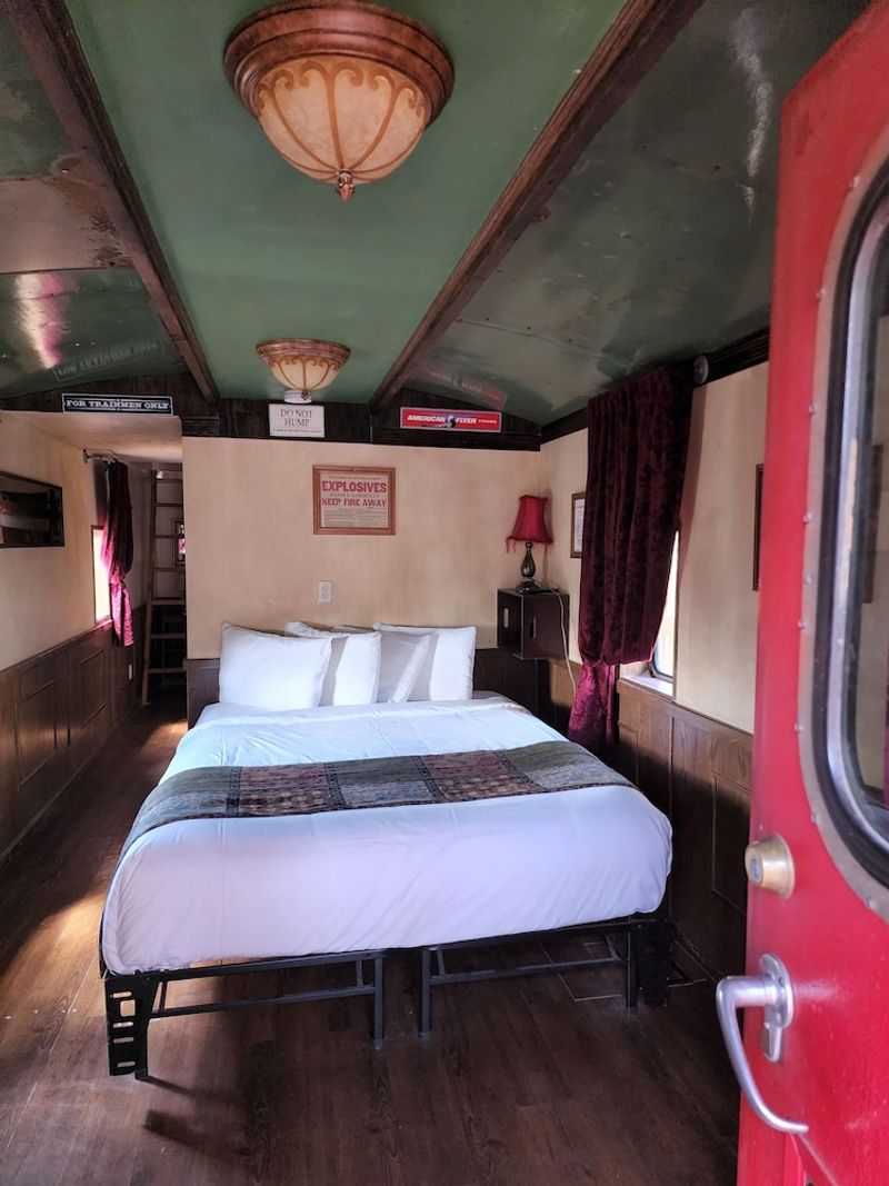 Pullman Railcar Suites With Classic Layouts