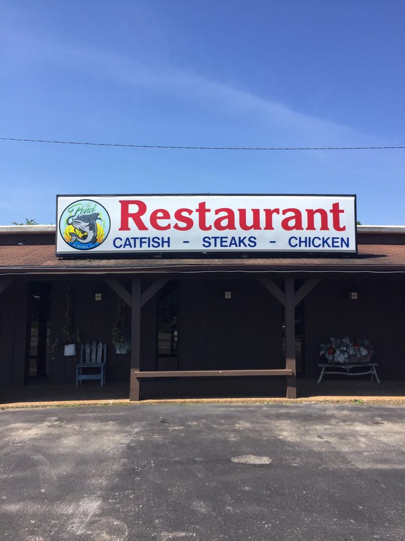 The Pond Restaurant - Aurora