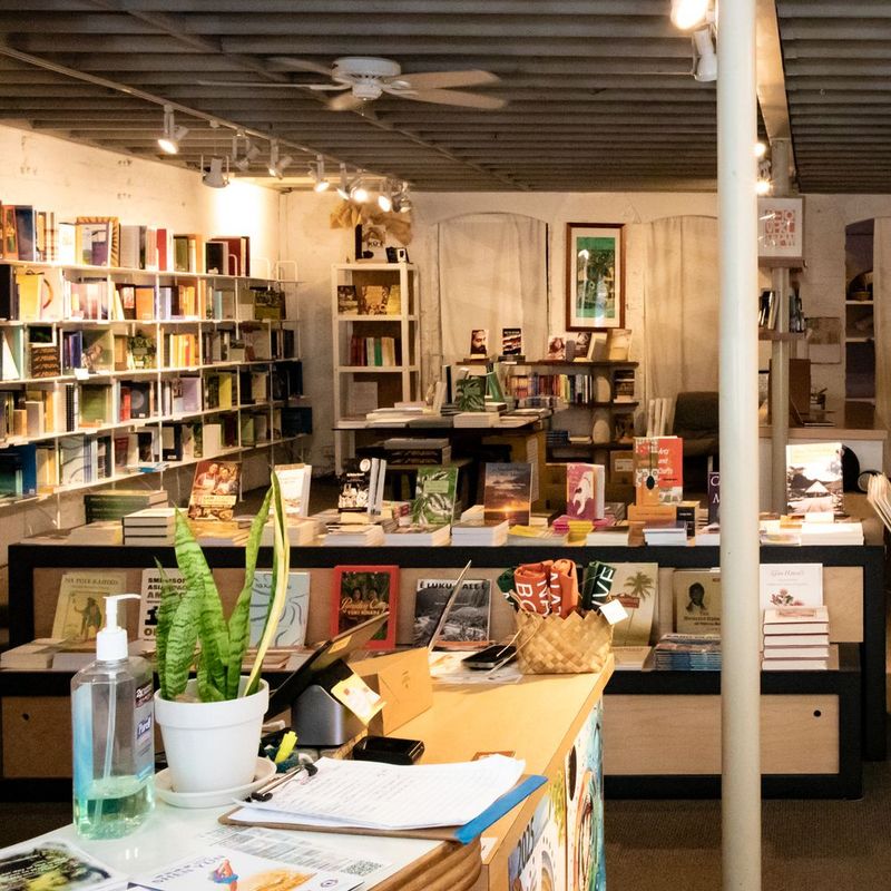 Calvary Cafe and Bookstore (Aiea, O?ahu)