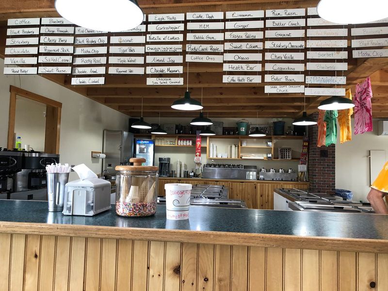Round Top Ice Cream Stand, Damariscotta