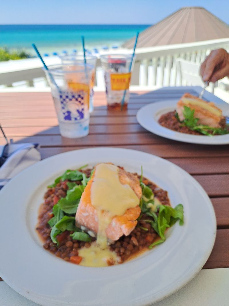 Dining Options From Casual to Upscale