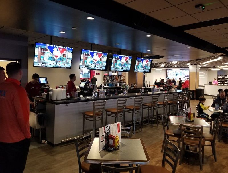 Pit Stop Tavern BBQ – Worcester