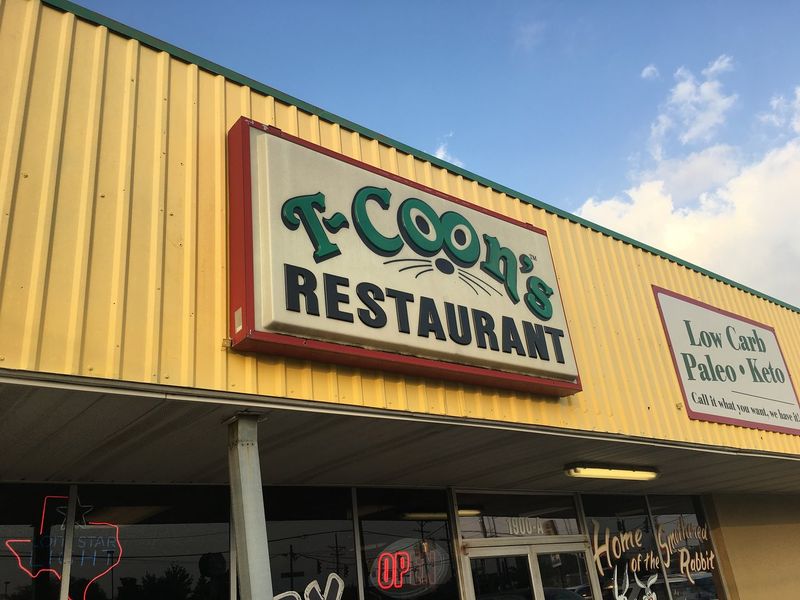 T-Coon’s Restaurant (W Pinhook Rd, Lafayette)