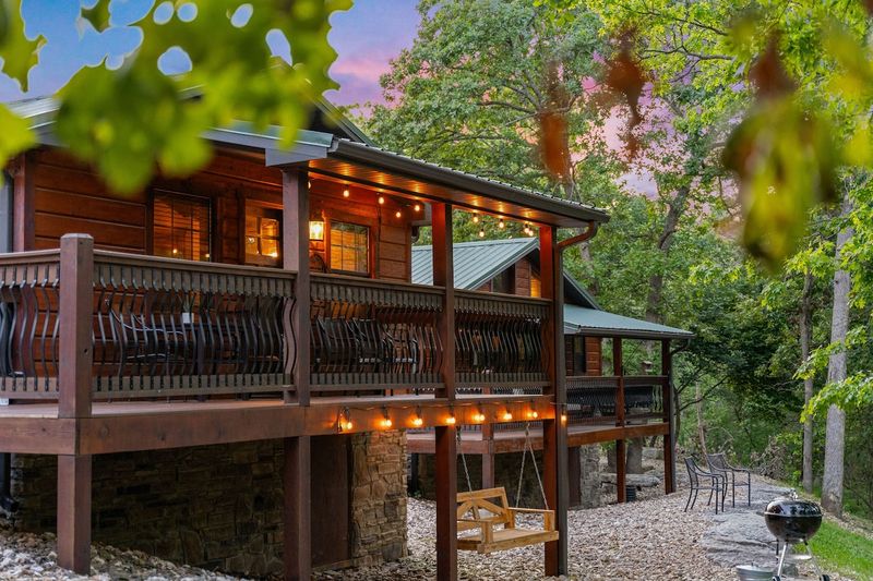 Bull Shoals Lake Pine Ridge Cabins