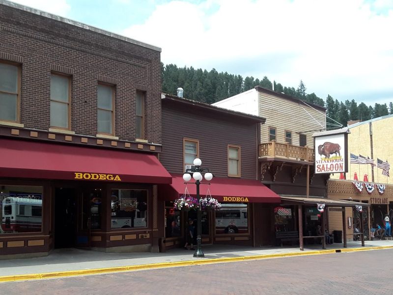 Buffalo Bodega Gaming Complex