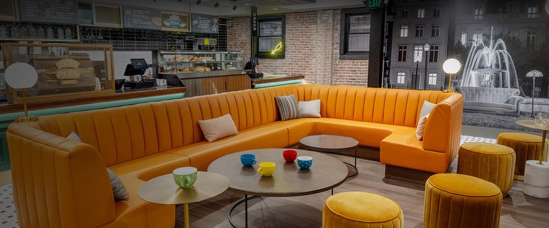 Central Perk, Boston