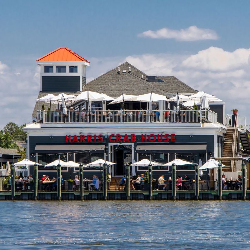 Harris Crab House – Kent Narrows