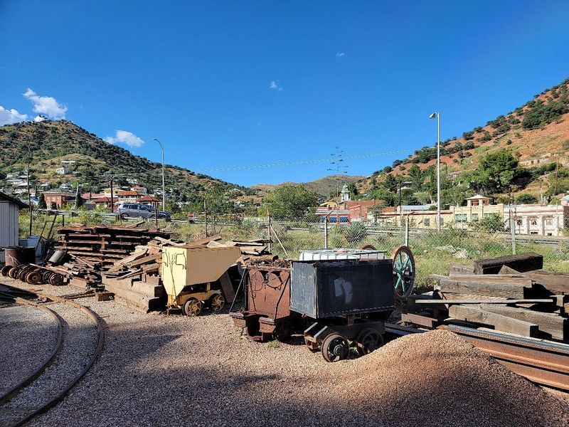Dripping Water That Mimics Footsteps