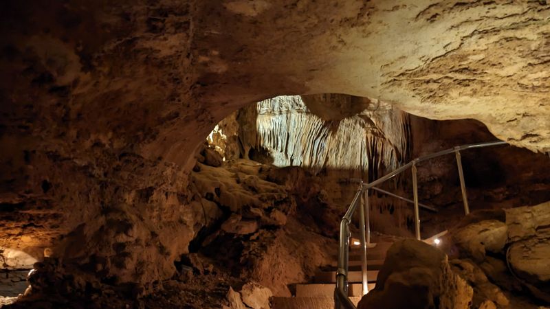 Cave of the Winds Mountain Park (Haunted Lantern Tour)