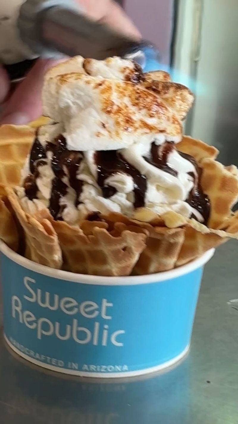 Sweet Republic (Phoenix)