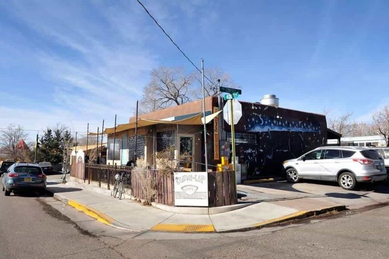 Tune-Up Cafe: Santa Fe