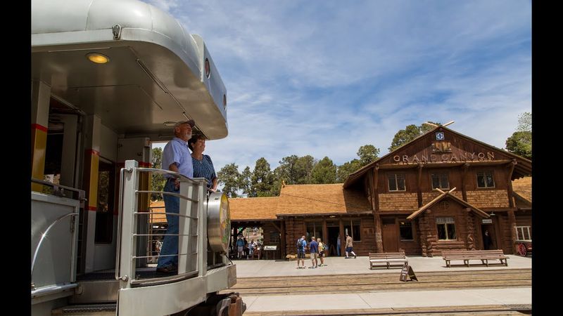 Proximity to the Grand Canyon Railway Depot