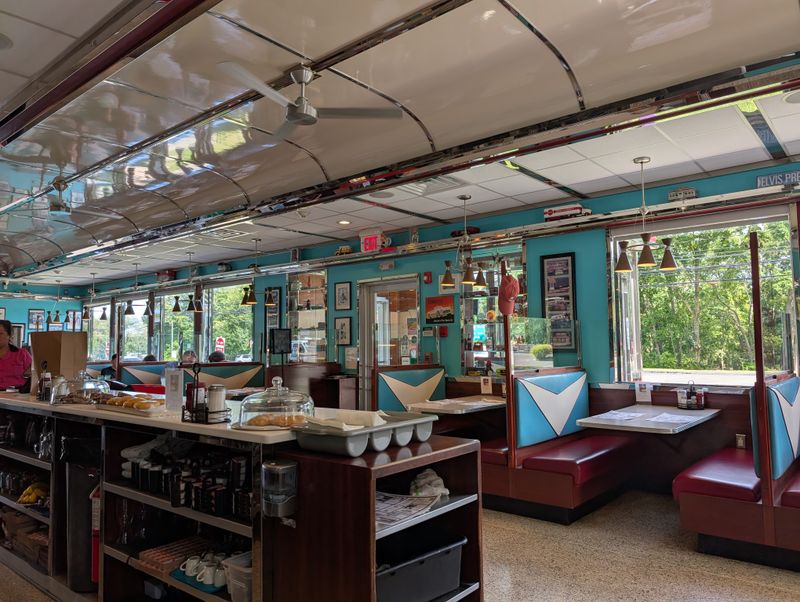 Locals and Travelers Mixing in the Warmest Way