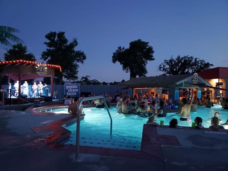 Swim-Up Bar for the Grown-Ups