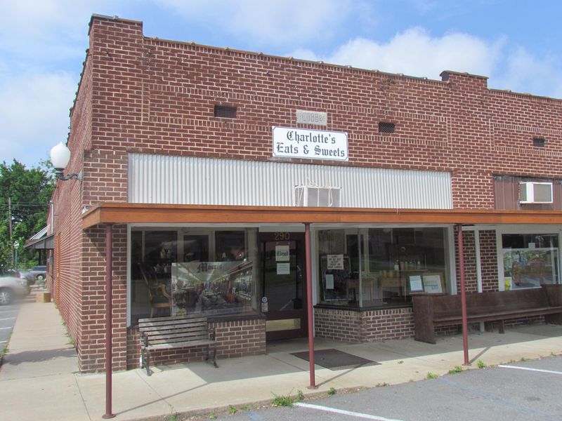 Charlotte's Eats & Sweets