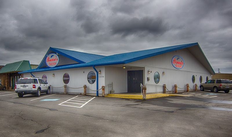 Brown’s Catfish — Russellville