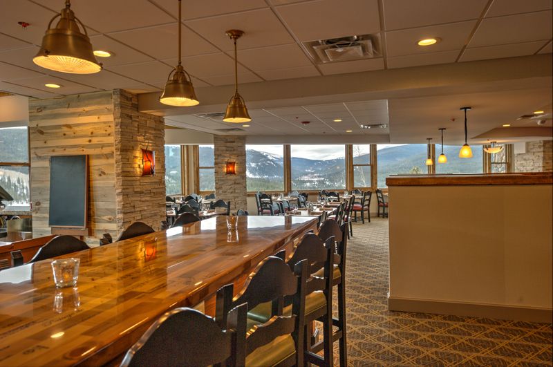 Traverse Restaurant: Dining With A View