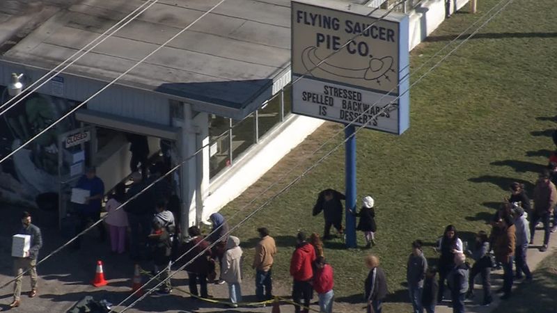 A Neighborhood Stop With Loyal Regulars