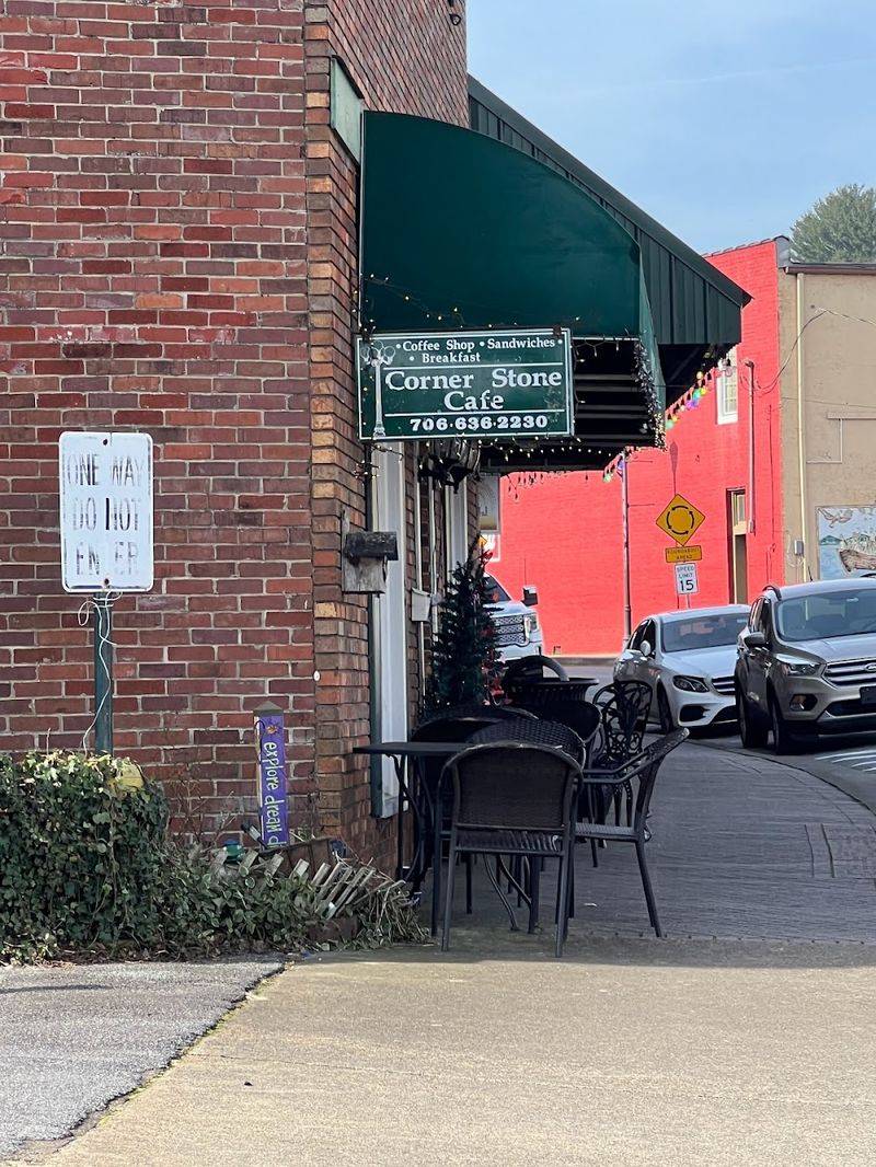 Warm Plate Pause: Ellijay’s Corner Diner