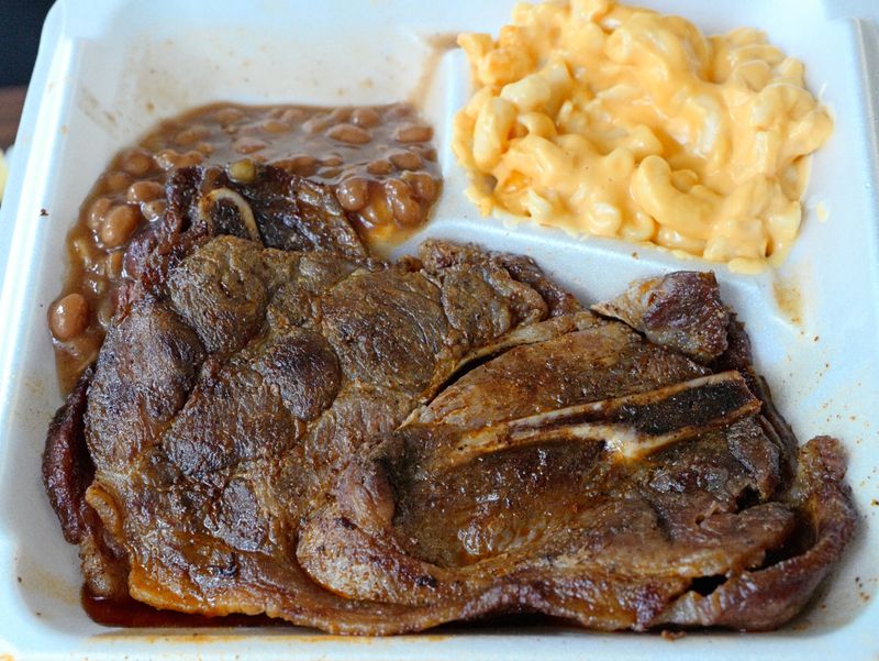 Smokey Pig BBQ (Bowling Green)