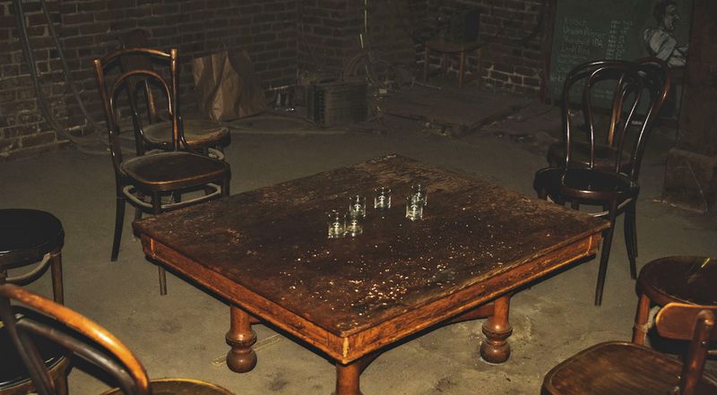 Nina, the Lady in Black