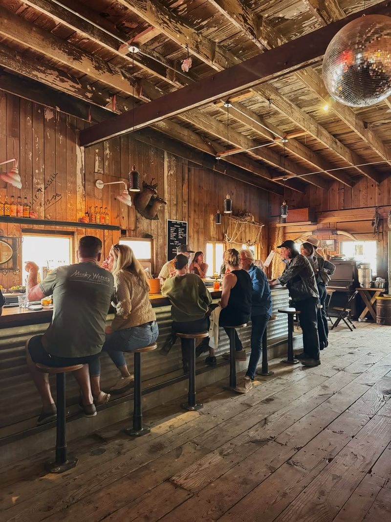 Shops and Restaurants That Reflect Local Ingenuity