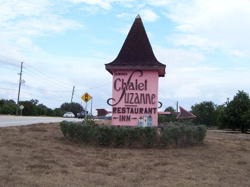 Guest Rooms Like Tiny Museums