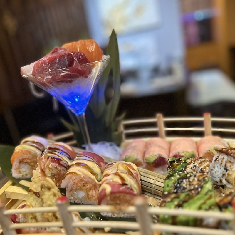 The Catch Seafood & Sushi