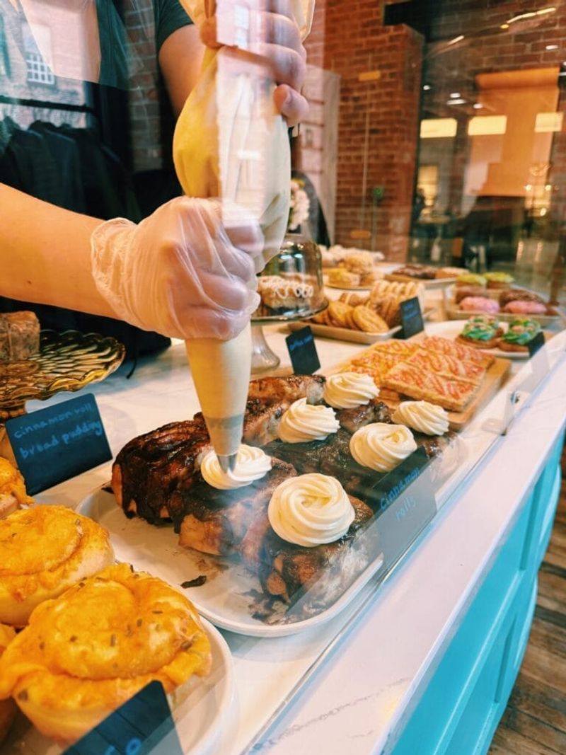 Sweet Magnolias Bake Shop