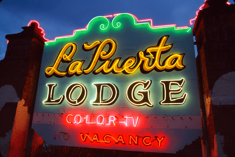La Puerta Lodge – Albuquerque