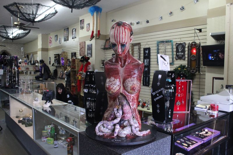 Fairborn, Ohio – Suburbia Meets Secret Horror Displays