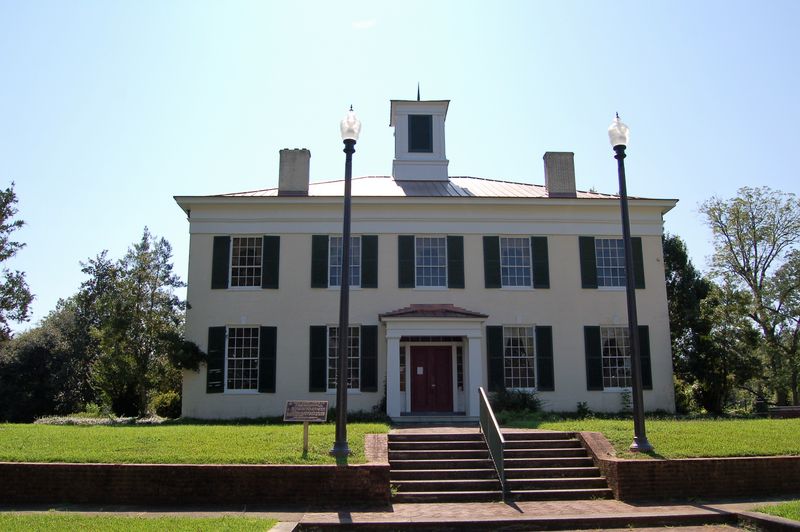 Portsmouth’s Harbor District With Cold Season Glow