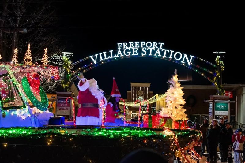 Year-Round Holiday Spirit Creates Unique Identity