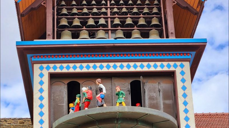 The Glockenspiel Performance