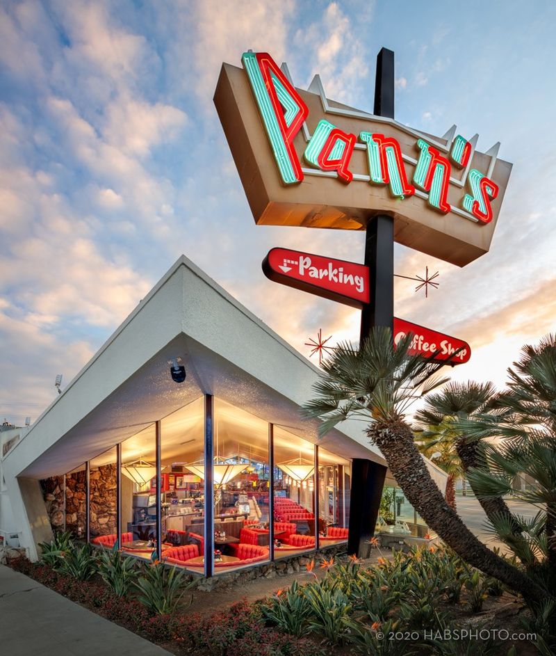 Pann’s Restaurant (Los Angeles)