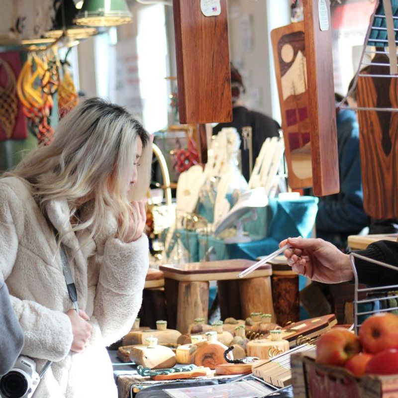 Sustainable Gifts, Northwest Roots