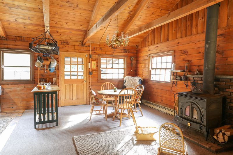 Willowemoc Wild Forest Cabins, Livingston Manor