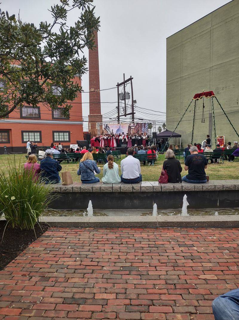 The $500 Risk, The Sidewalk Sitting Ban