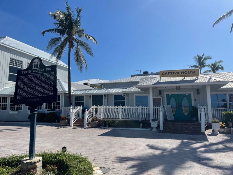 Tween Waters Inn & Marina