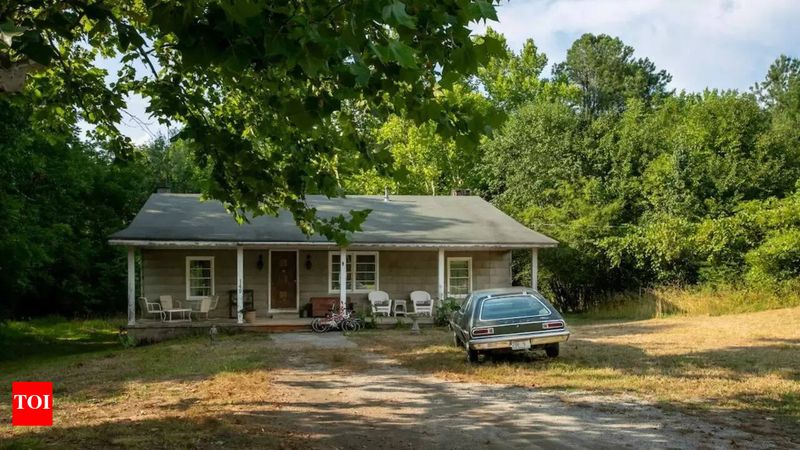 The Byers House Stands in East Point