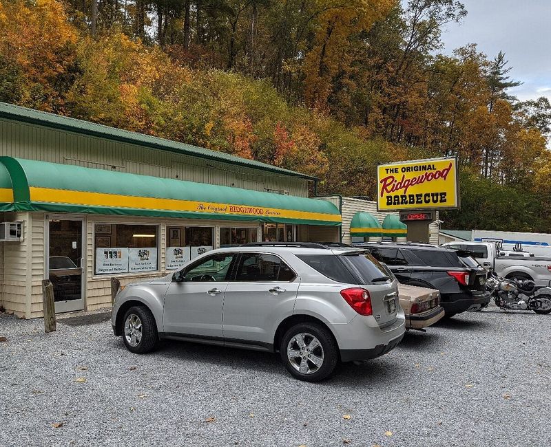 Ridgewood Barbecue, Bluff City