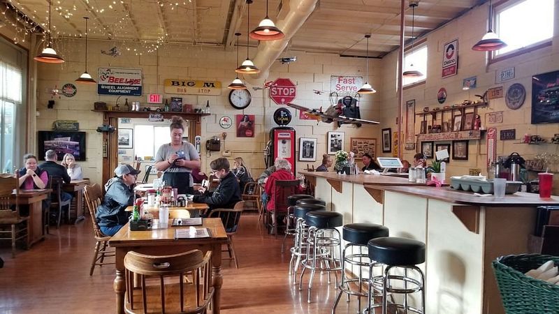 Pump Cafe, Springfield