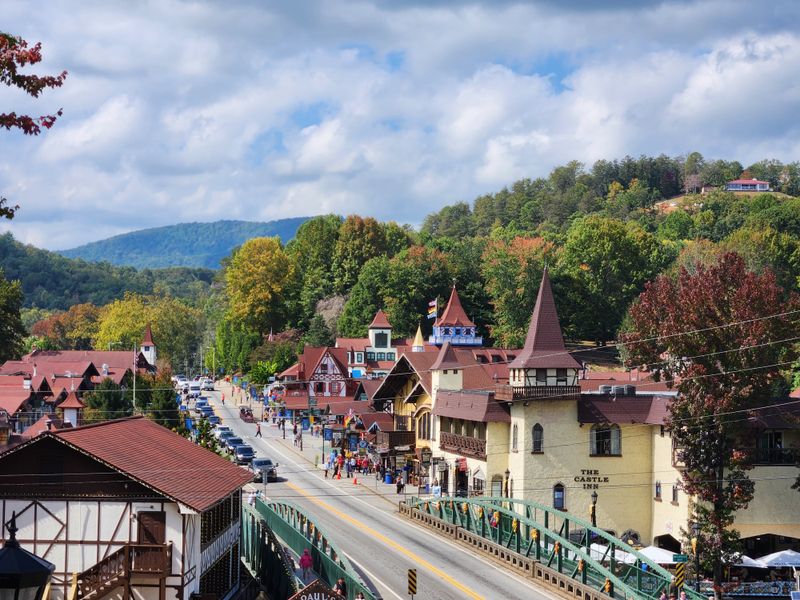 Nearby Scenic Routes That Complete a Georgia Mountain Drive