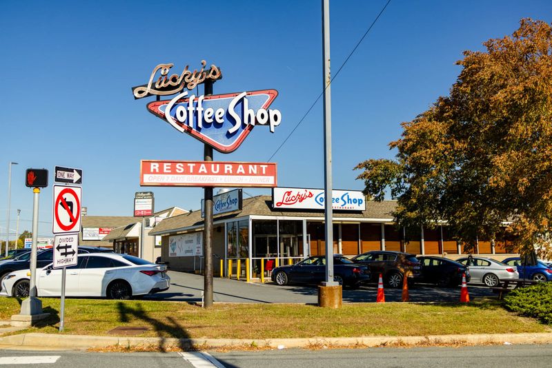 Lucky’s Coffee Shop