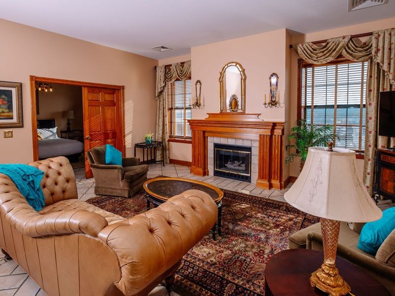 Rooms That Feel Like Time Capsules