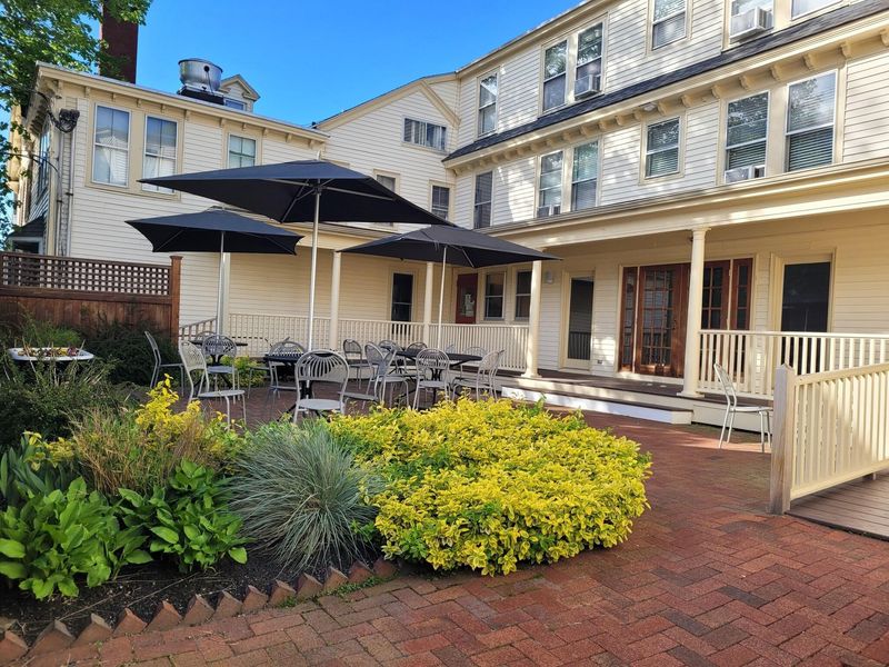 Prime Location in Kennebunk