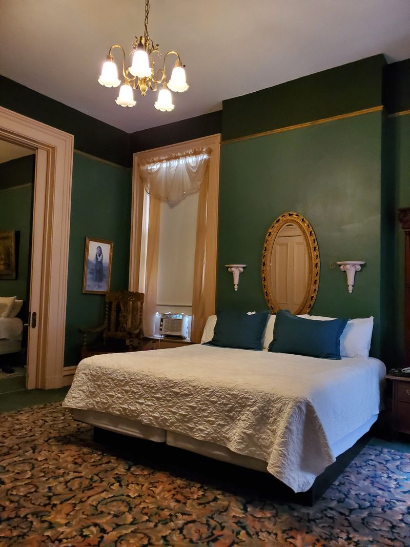 Staircases and Upper Rooms That Fuel the Mansion’s Mystique