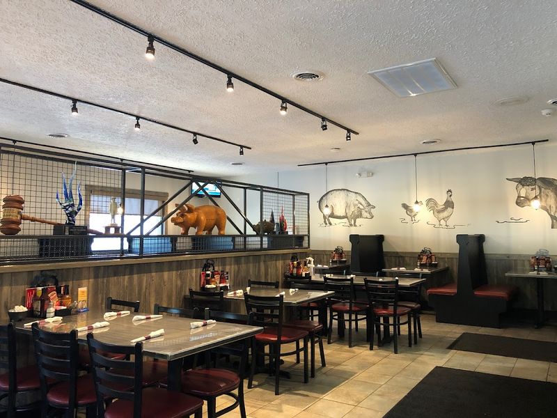 Checkered Pig, Martinsville