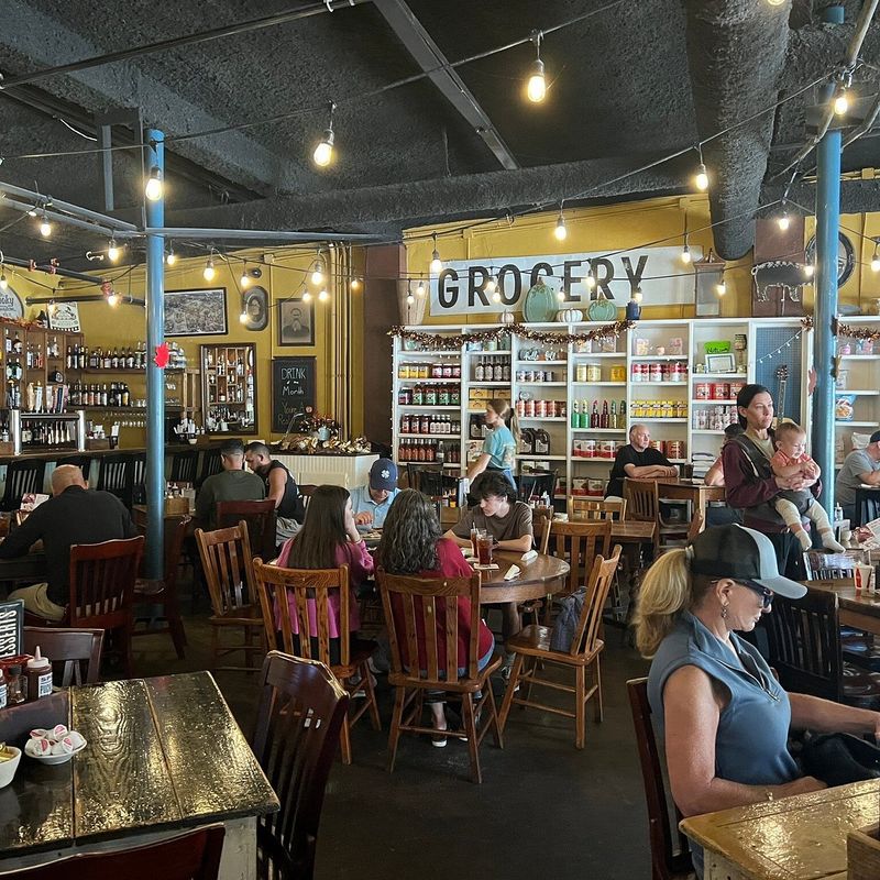 Old-General-Store Charm