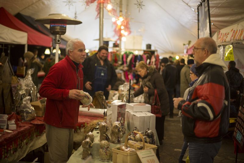 Strolling the Christkindlmarkt